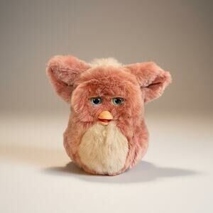 RARE 2005 Emoto-Tronic Furby Red Velvet Fully Working Hard to Find Vintage